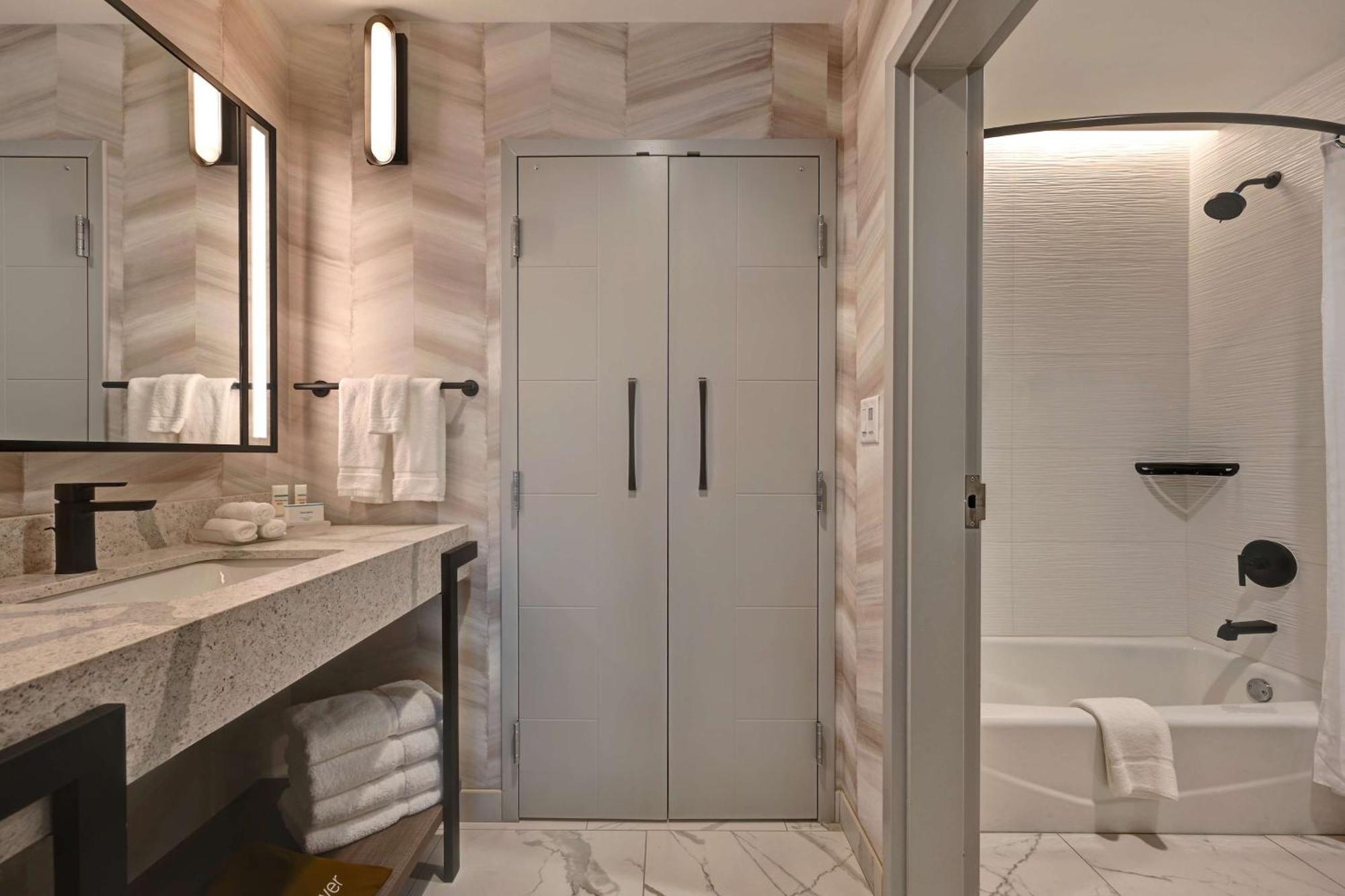 Homewood Suites By Hilton Dallas The Colony Εξωτερικό φωτογραφία